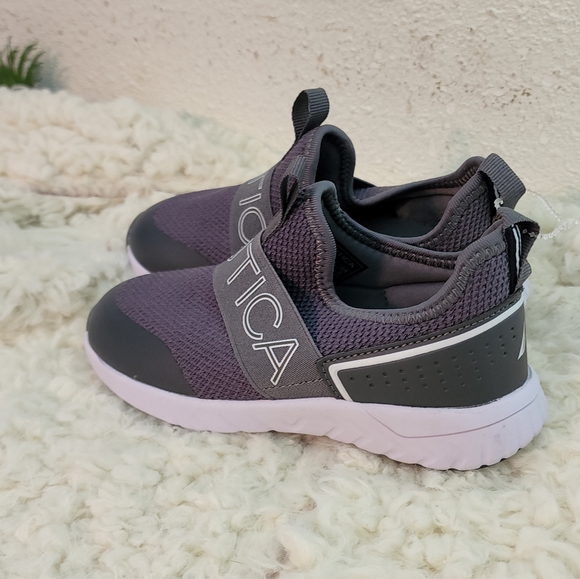 Shoes - Picture 6 of 6